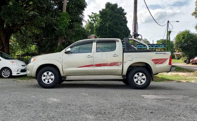 2007 Toyota HILUX 2.5 G DUAL CAB (A) - 4