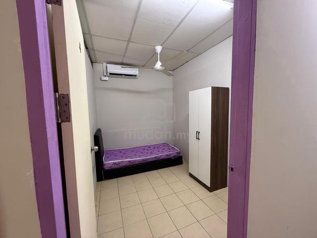 1 AIRCOND ROOM – Free Bil Elektrik. Cuckoo Water Filter Disediakan. 1