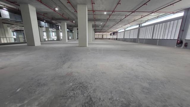 Shah alam warehouse with Ccc , Sekyen 22 1