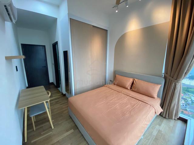 Paragon Suites Room For Rent Near CIQ JB 1