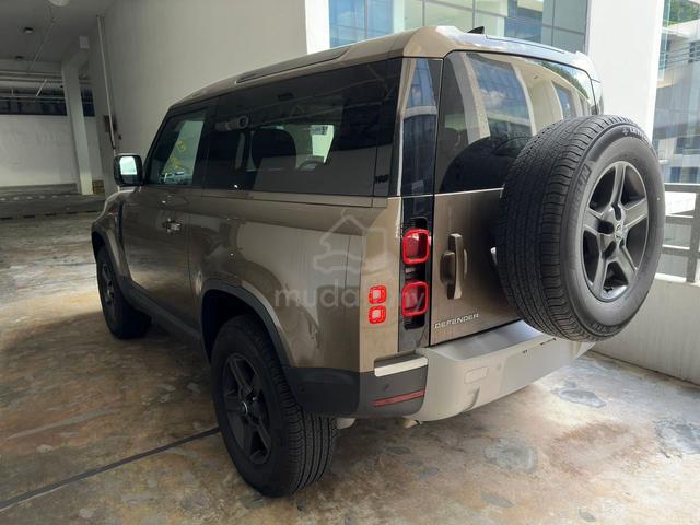 Land Rover DEFENDER 2.0 (A) TAHUN DIBUAT 2023 - 2