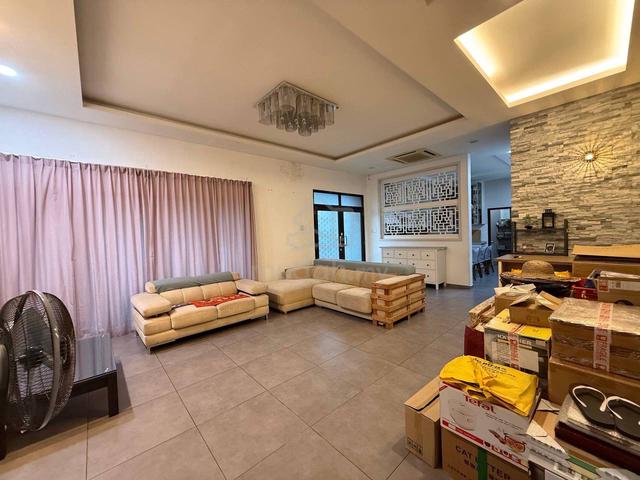Kulai Taman Tropika nearby Kulai Toll Fully Extend Cluster 34x65 1
