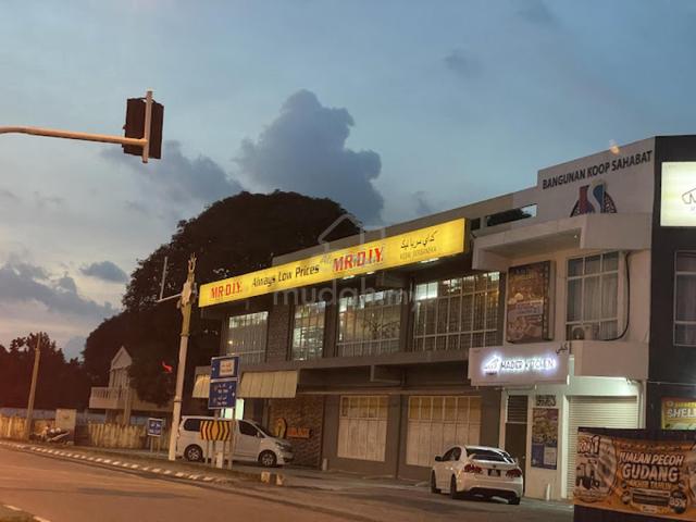 STRATEGIC BUSINESS LOCATION Jalan Telipot Kota Bharu 2 Storey Shoplot 1