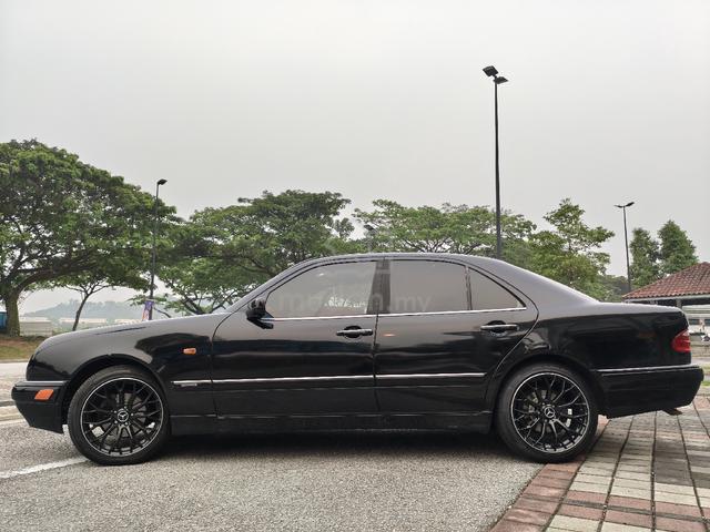 1997 Mercedes Benz E-CLASS 2.3 230 ELEGANCE (CBU) - 2