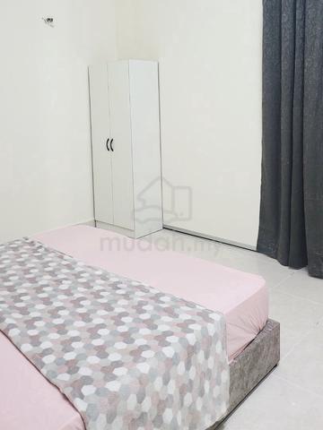 Female house 1