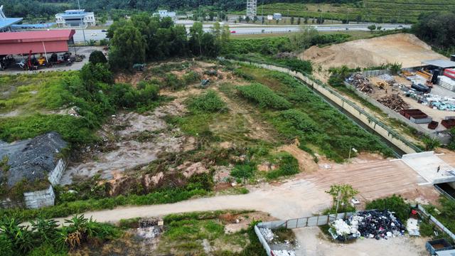 Semenyih Vacant Industrial Land-1.6 Acres,Next to LEKAS,Facing Highway 2