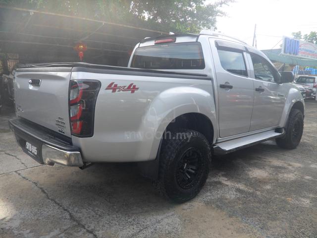 2018 Isuzu D-MAX 3.0 PREMIUM 4X4 FACELIFT (M) - 5