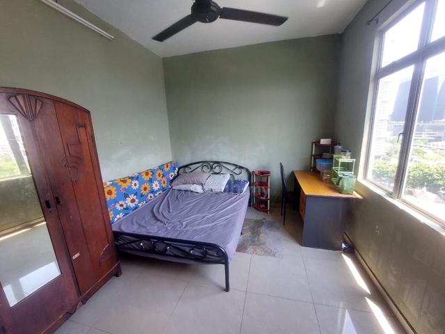Bandar Sunway Lagoon Perdana Master Bedroom for Rent 1