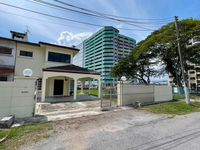 Corner 2 Storey Terrace House Sungai Chua, Kajang 1