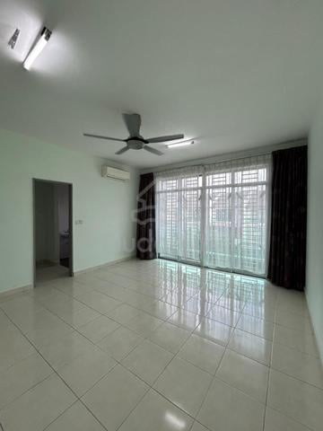[ FREEHOLD / RENOVATED ] 3sty House @ Taman Bangi Avenue For Sale 1