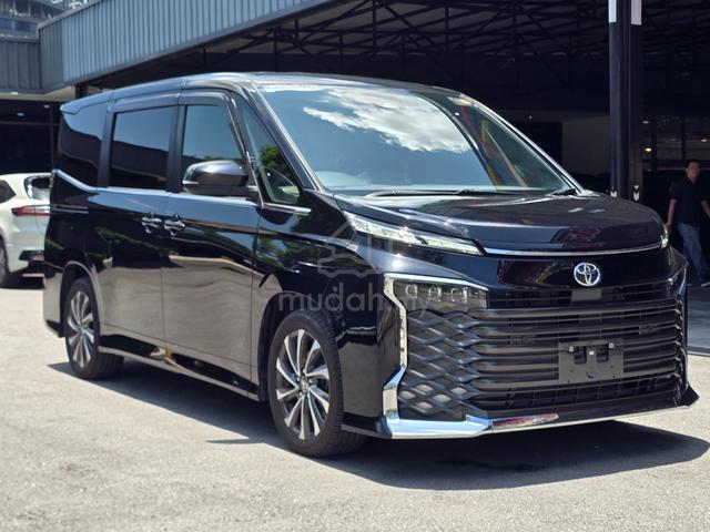 Toyota VOXY 2.0 ZS KIRAMEKI III (A) - 3