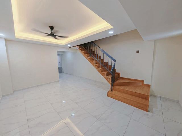 Puteri Wangsa @ Jalan Lading / 2 Storey / Low Cost / Full Loan 1