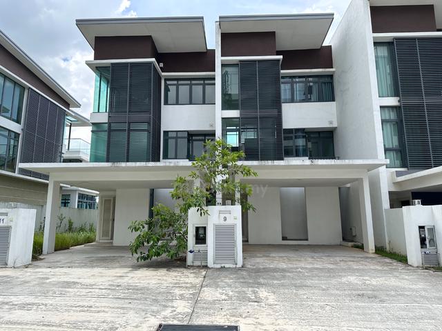 Cristal Serin Residence 4stry END LOT Symphony Hills sejati FULL LOAN 1