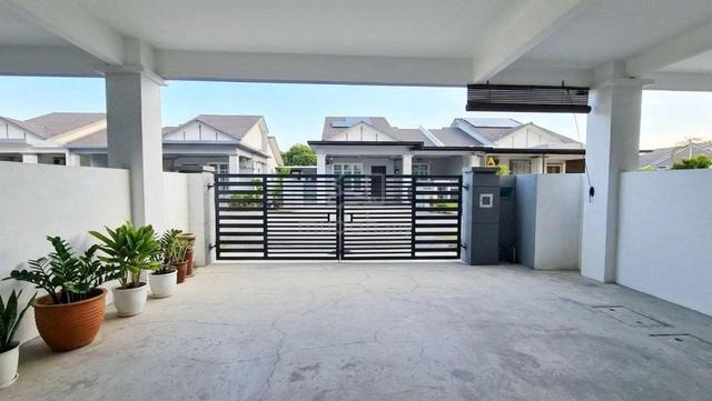 Terrace house for sale at Semabok 1