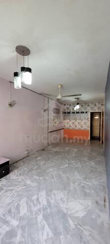 Iris Apartment (Saujana Utama) 1