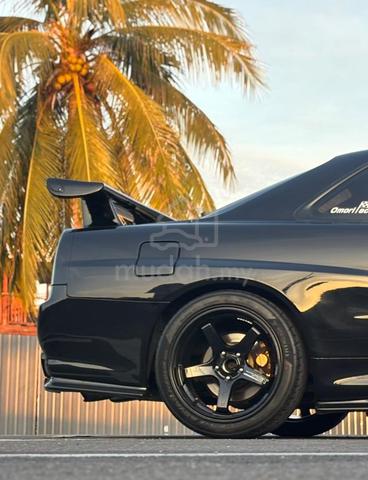 1995 Nissan SKYLINE 2.5 C210 (M) - 2