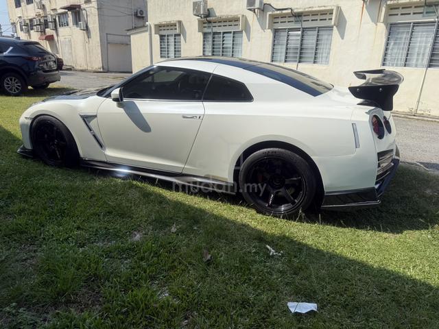 2015 Nissan GT-R 3.8 PREMIUM EDITION (A) - 2