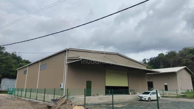 Warehouse For Rent/ Kionsom 1