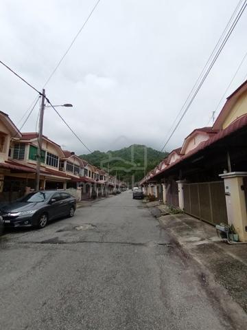Menglembu @ Tmn Arkid, Partial Furnish, Double Storey Terrace House 1