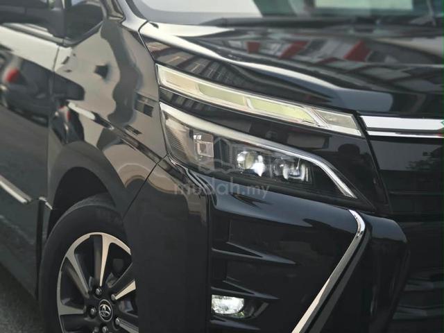 2018 Toyota VOXY 2.0 ZS KIRAMEKI (A) - 5