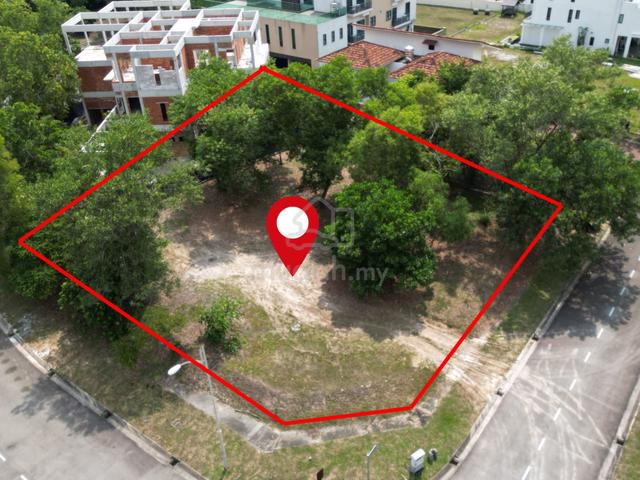 Corner Bungalow Lot Perdana Lakeview East Cyberjaya 1