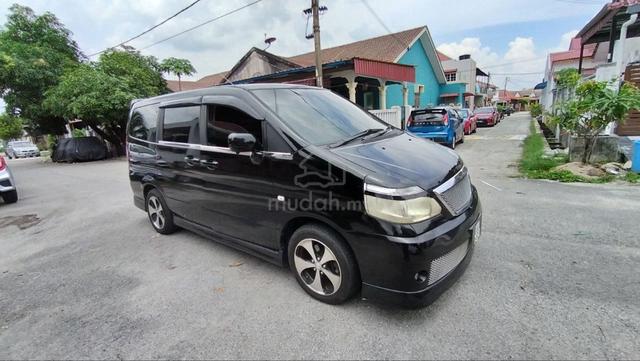 2013 Nissan SERENA 2.0 COMFORT (A) - 1