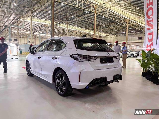 Honda CITY 1.5 FACELIFT Year End High Rebate! - 4