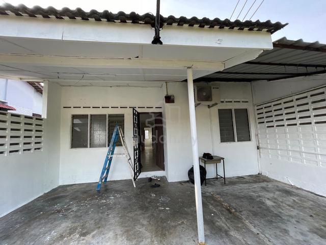Taman sri amar Jb hot area 10mnt Ke CIQ 1