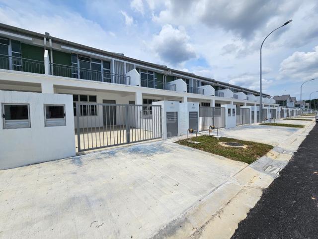 Full loan brand new unit pulai duta near tuas 1