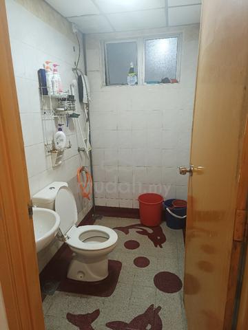 Room for rent  1