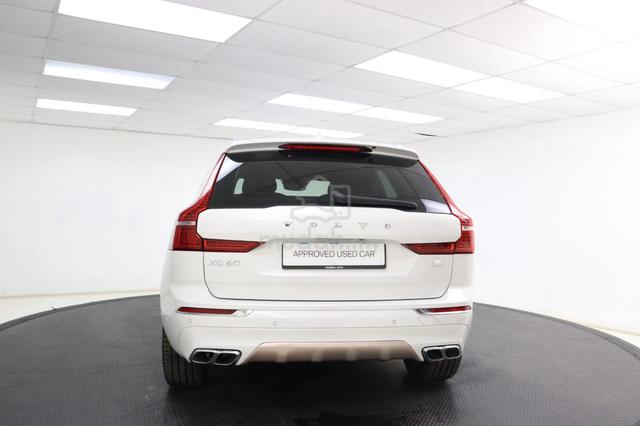 2021 Volvo XC60 Recharge T8 Inscription Plus - 4