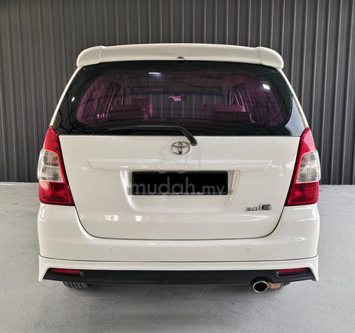 2013 Toyota INNOVA 2.0 E (A) - 4