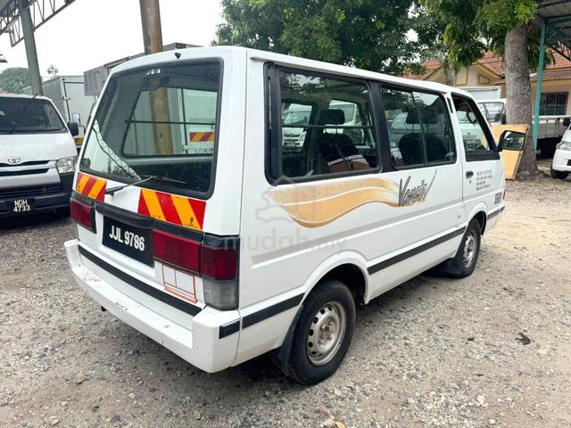 Nissan Vanette c22 window van 05year - photo 4 of 6