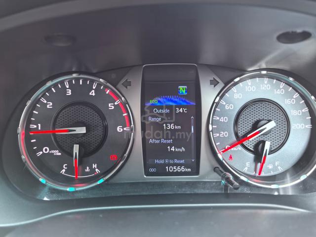 2024 Toyota HILUX 2.8 GR SPORT MY23 AN120 (A) - 5