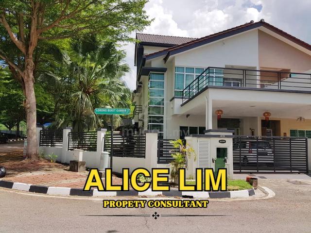 Corner Ashley Green 2.5 Storey Semi-D At Lorong Bukit Gambir, Gelugor 1