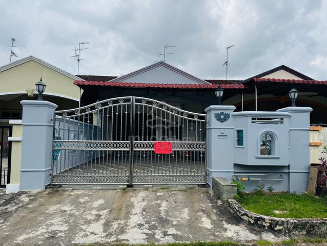 Skudai Taman Nusa Jaya Terrence House 1