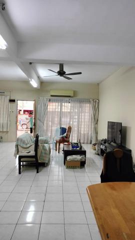 Newly Painted 2 Storey Terrace in Taman Bayu Perdana Klang 1