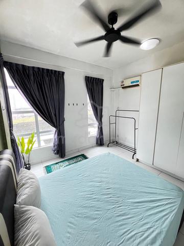 Muslim female room @ Tampoi 1