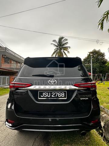 2018 Toyota FORTUNER 2.4 VRZ 4X4 2GD-FTV (CKD) (A) - 3