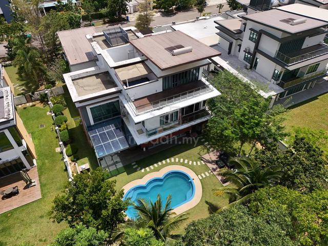 2.5 Storey Bungalow Lake Garden Villas, Cahaya SPK Seksyen U9, Shah A 1