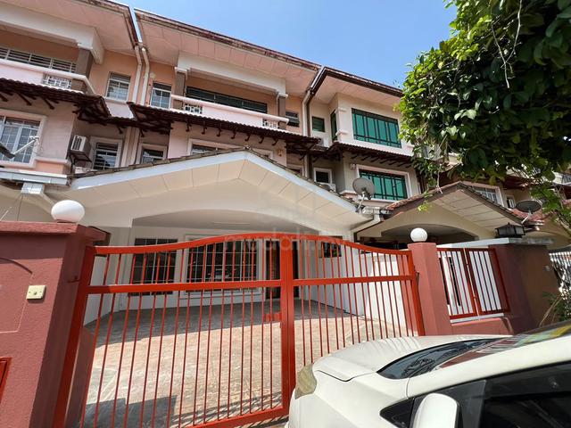 2.5 storey house Lorong Batu Nilam , Bandar Bukit Tinggi, Klang 1