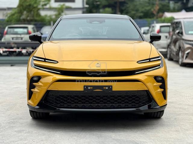 2024 Toyota Crown Sport Z 2.5 / Rare Yellow 13K KM - 2