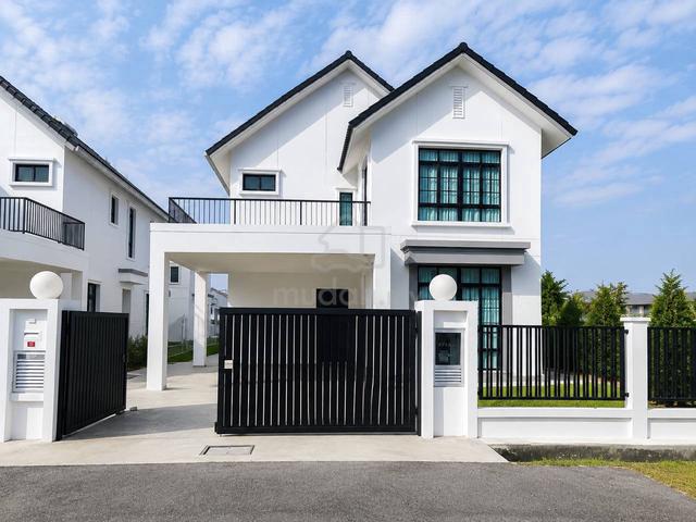 Europe Type Bungalow Taman Anjung Gapam Ayer Keroh Bukit Beruang Baru 1