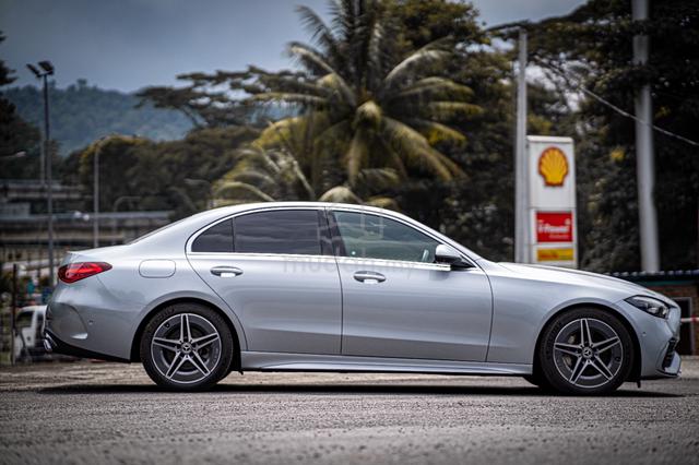 2022 Mercedes Benz C200 1.5 AVANTGARDE AMG LINE - 5