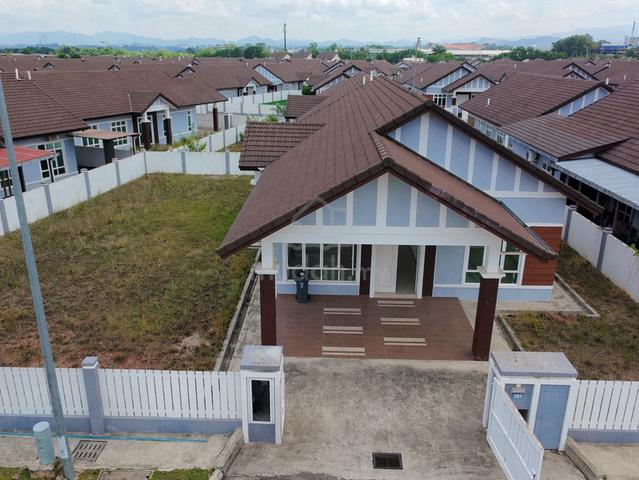 [Nice Spacious Unit] Banglo Setingkat, Taman Bukit Senawang Perdana 1