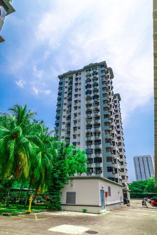 Ferringhi Delima Condominium 1