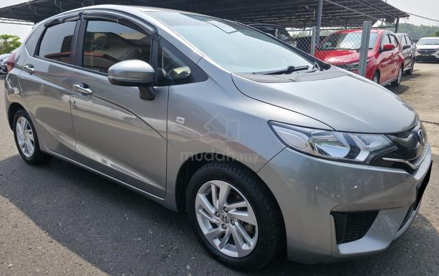 2015 Honda JAZZ 1.5 A i-VTEC CVT FL (AT) (HATCH)🩶 - 3