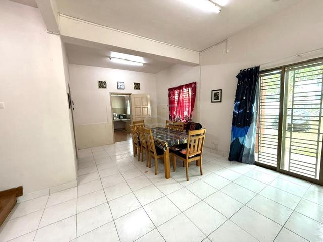 Jalan Ponderosa 1.5Stry With Fully Furnished Taman Molek 1
