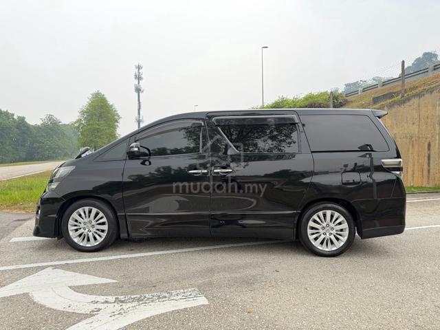 Toyota VELLFIRE 2.4 Z FACELIFT S/roof Full Leather - 3