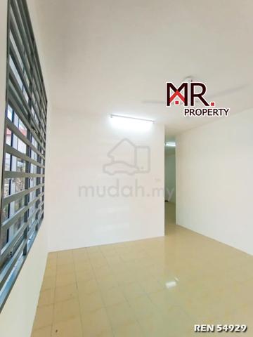 MANY ACCESS Single Storey Semi-D House SP Heights FOR SALE 1